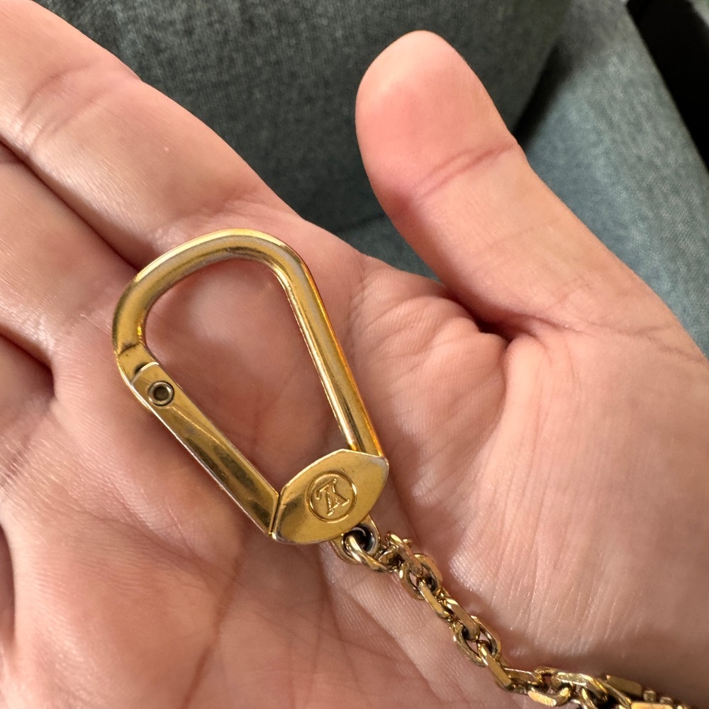 Louis Vuitton Key Pouch - Picture 3 of 8